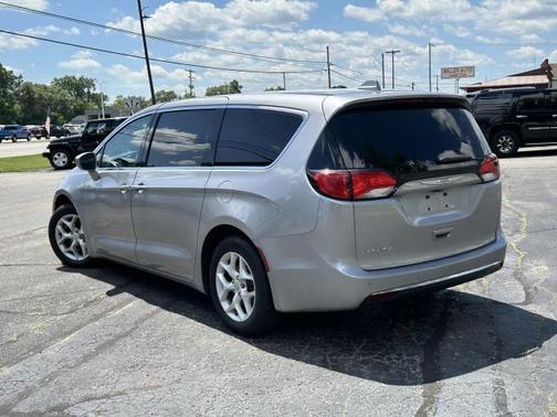 2018 Chrysler Pacifica Touring Plus