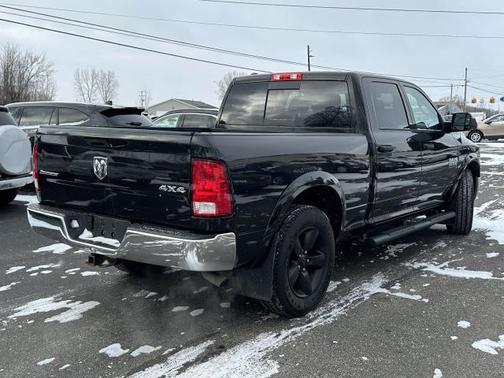 2017 RAM 1500 SLT