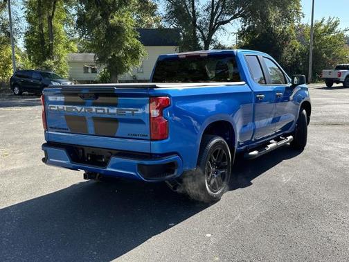 2022 Chevrolet Silverado 1500 Custom