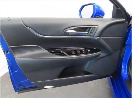 2021 Toyota Mirai Base