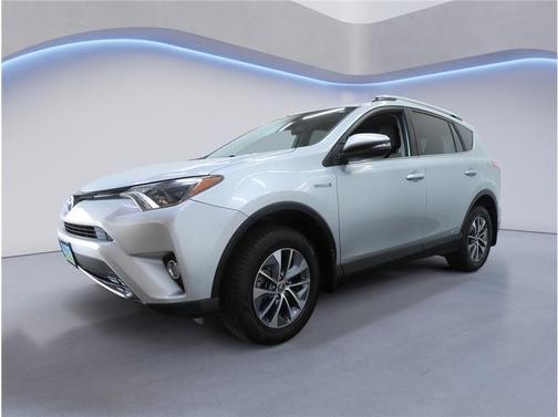 2016 Toyota RAV4 Hybrid XLE