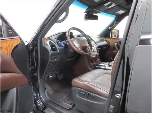 2017 INFINITI QX80 Limited
