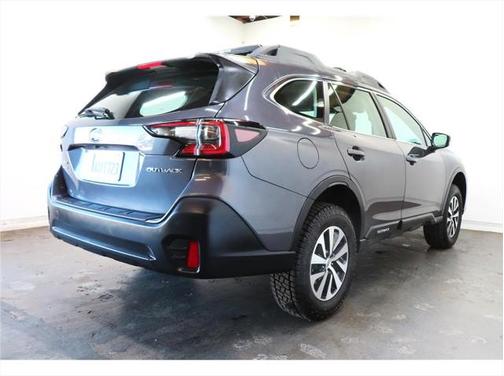 2020 Subaru Outback Base