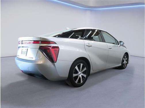 2017 Toyota Mirai Base