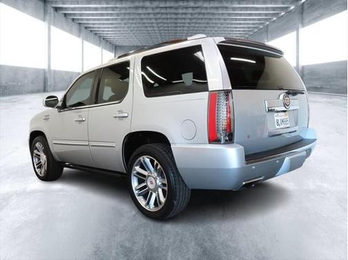 2014 Cadillac Escalade Premium