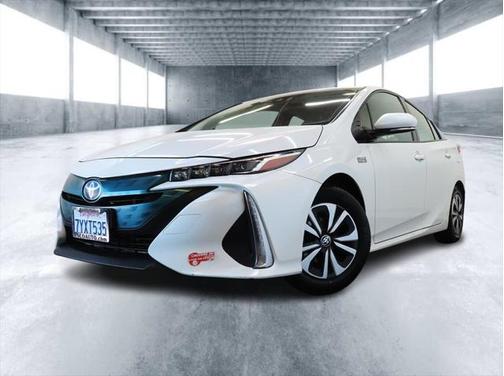 2017 Toyota Prius Prime Plus