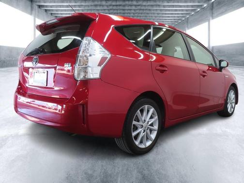 2012 Toyota Prius v Five