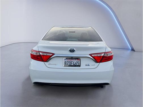 2015 Toyota Camry Hybrid SE