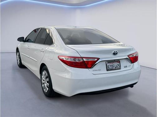 2015 Toyota Camry Hybrid SE
