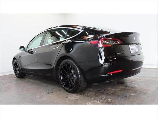 2018 Tesla Model 3 Mid Range
