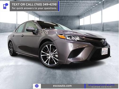 2020 Toyota Camry SE