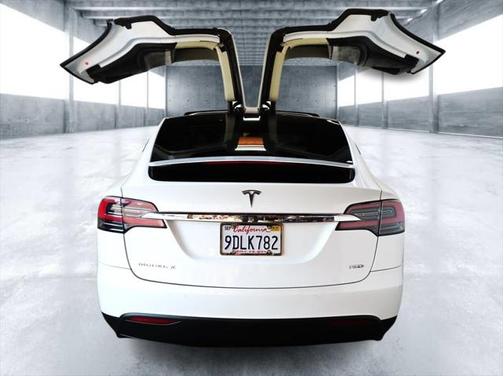 2018 Tesla Model X 75D