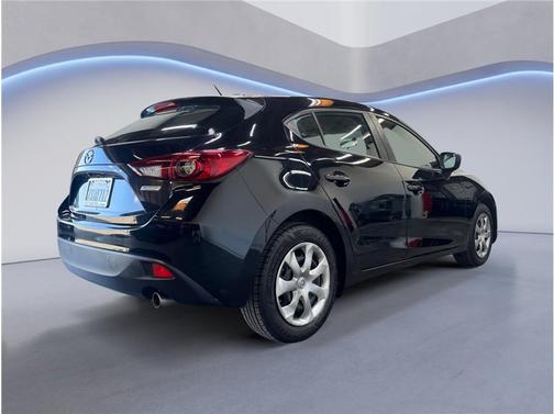 2016 Mazda Mazda3 i Sport