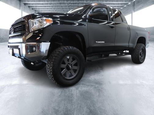 2014 Toyota Tundra SR5