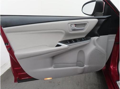 2017 Toyota Camry XLE