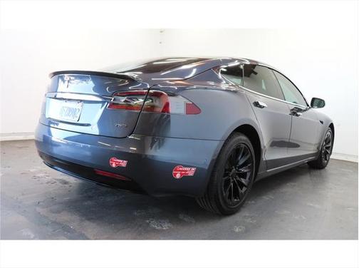 2018 Tesla Model S 75D