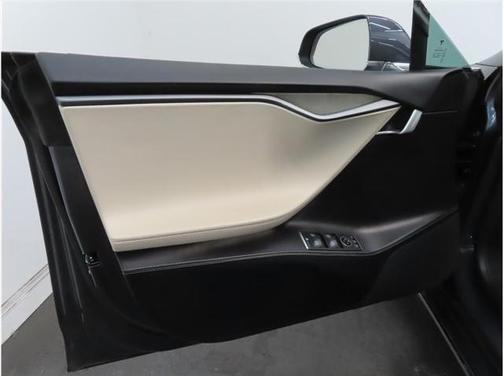 2018 Tesla Model S 75D
