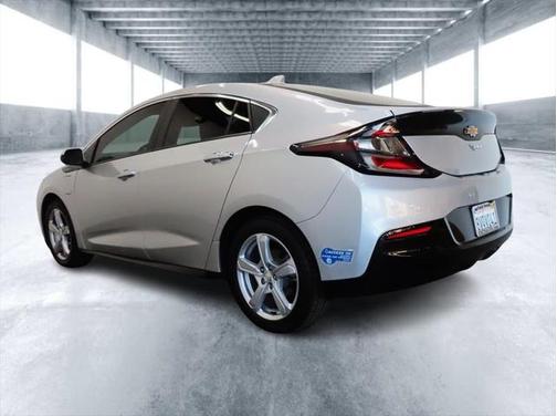2018 Chevrolet Volt LT