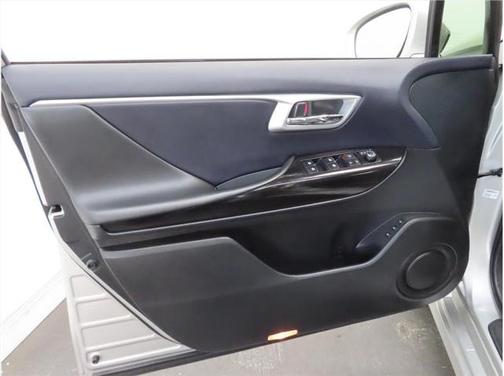 2017 Toyota Mirai Base