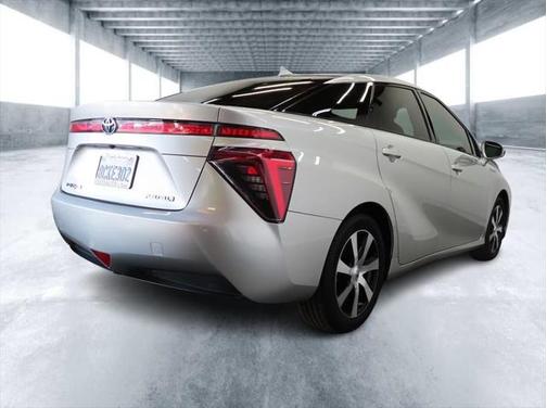 2017 Toyota Mirai Base