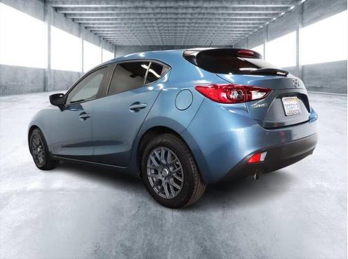 2014 Mazda Mazda3 i Sport