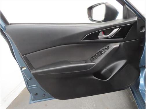 2014 Mazda Mazda3 i Sport