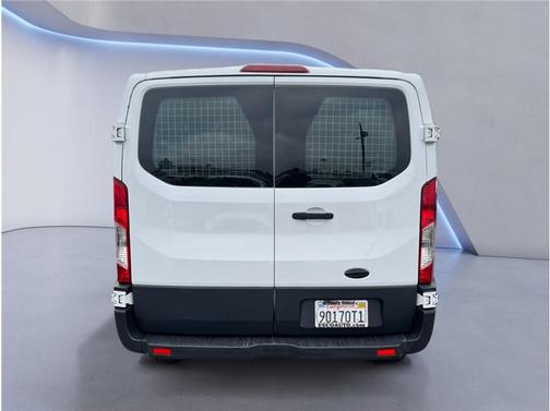 2015 Ford Transit-250 Base