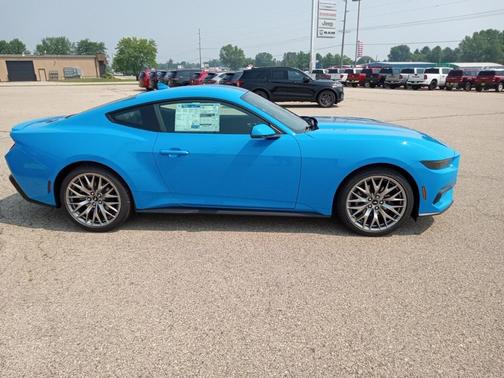 2025 Ford Mustang EcoBoost Premium