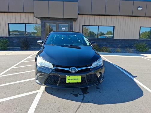 2016 Toyota Camry XSE