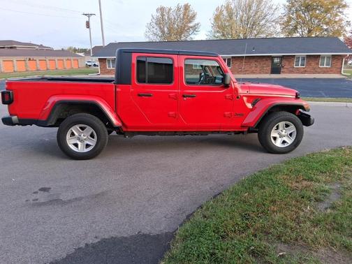 2023 Jeep Gladiator Sport S