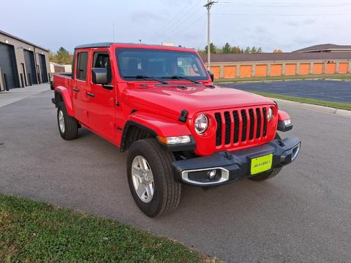 2023 Jeep Gladiator Sport S