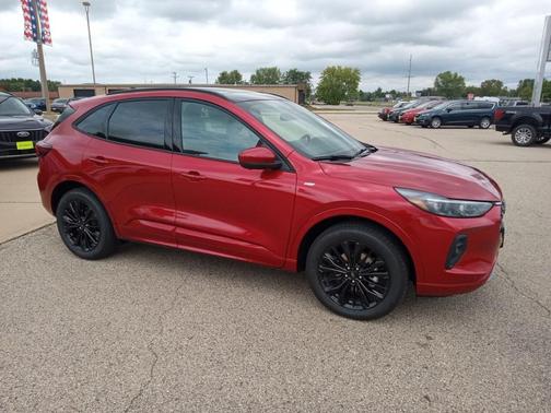2025 Ford Escape ST-Line Elite