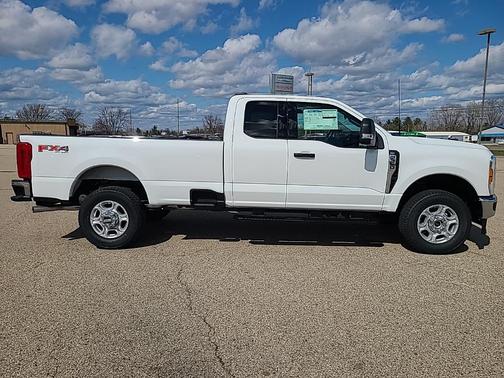 2025 Ford F-350 XLT