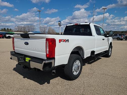 2025 Ford F-350 XLT