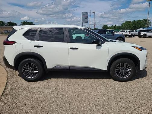 2023 Nissan Rogue S