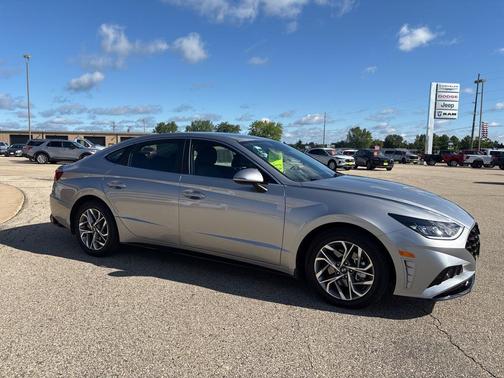 2021 Hyundai SONATA SEL