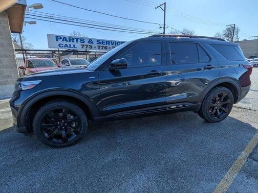 2023 Ford Explorer ST-Line