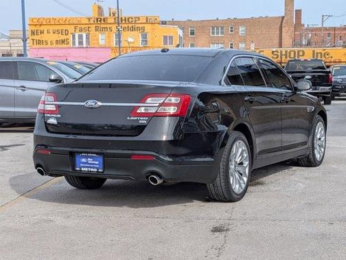 2019 Ford Taurus Limited