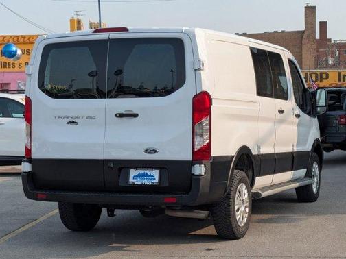2023 Ford Transit-250