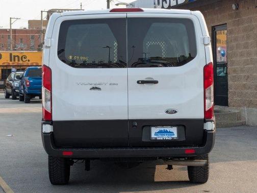 2023 Ford Transit-250