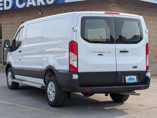 2023 Ford Transit-250
