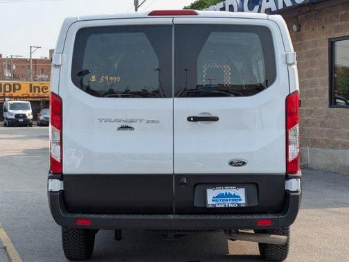 2023 Ford Transit-250