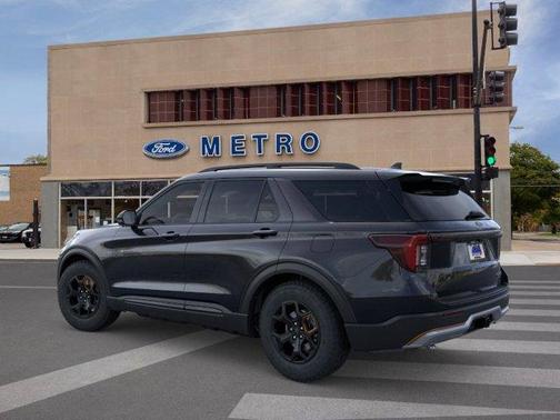 Agate Black Metallic 2026 Ford Explorer Tremor