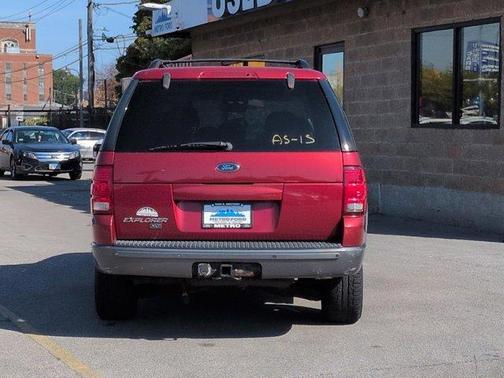 2004 Ford Explorer 