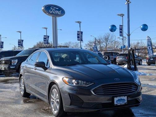 2020 Ford Fusion SE