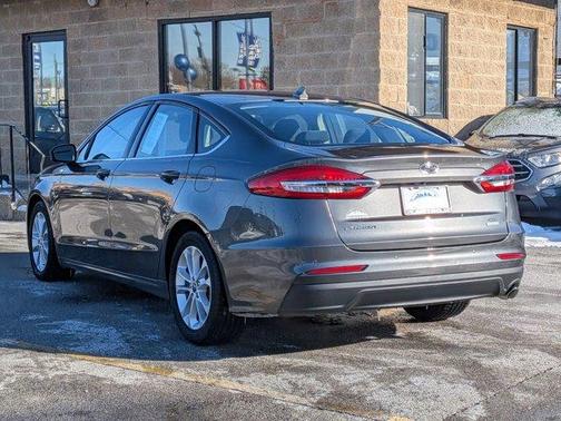 2020 Ford Fusion SE