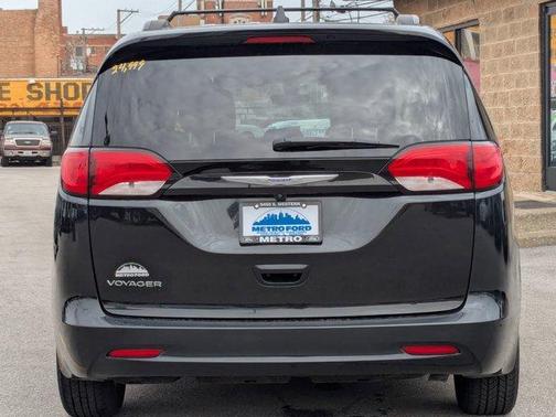2020 Chrysler Voyager LXI