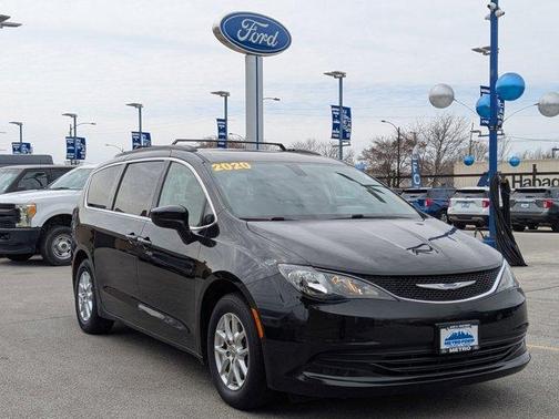 2020 Chrysler Voyager LXI