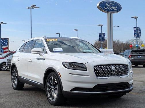 Pristine White 2022 Lincoln Nautilus Reserve