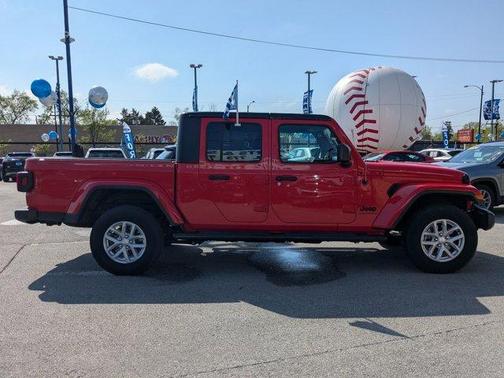 2023 Jeep Gladiator Sport